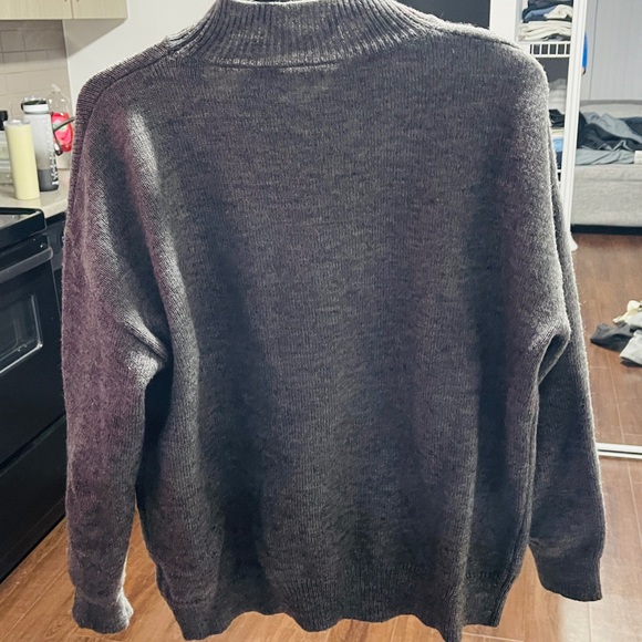 SHEIN Women's Gray Crewneck Sweater - Picture 2 of 2